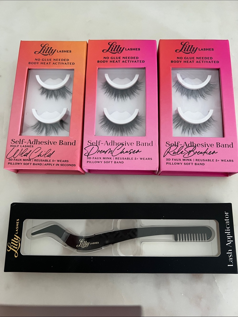 Lilly Lashes NWT Self-Adhesive Strip Lashes 3 Pack with Lilly Lash Applicator